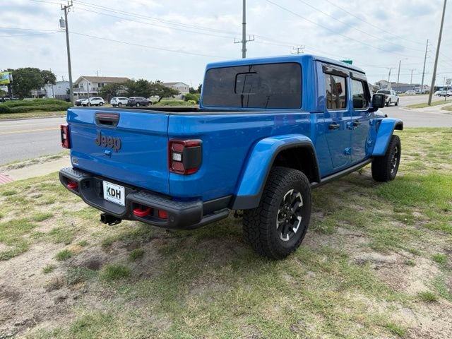 Used 2024 Jeep Gladiator Rubicon AWD/4WD image 7