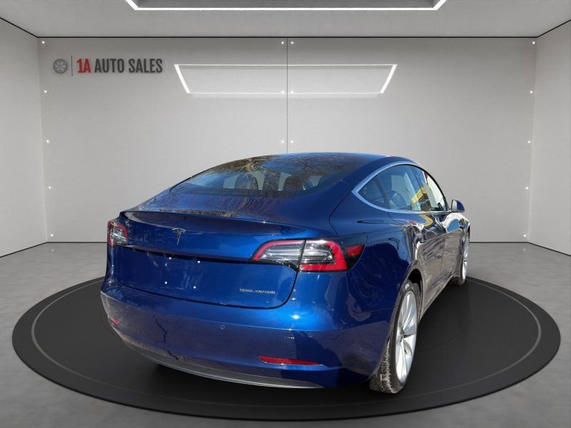 Used 2018 Tesla Model 3 Long Range AWD/4WD image 5