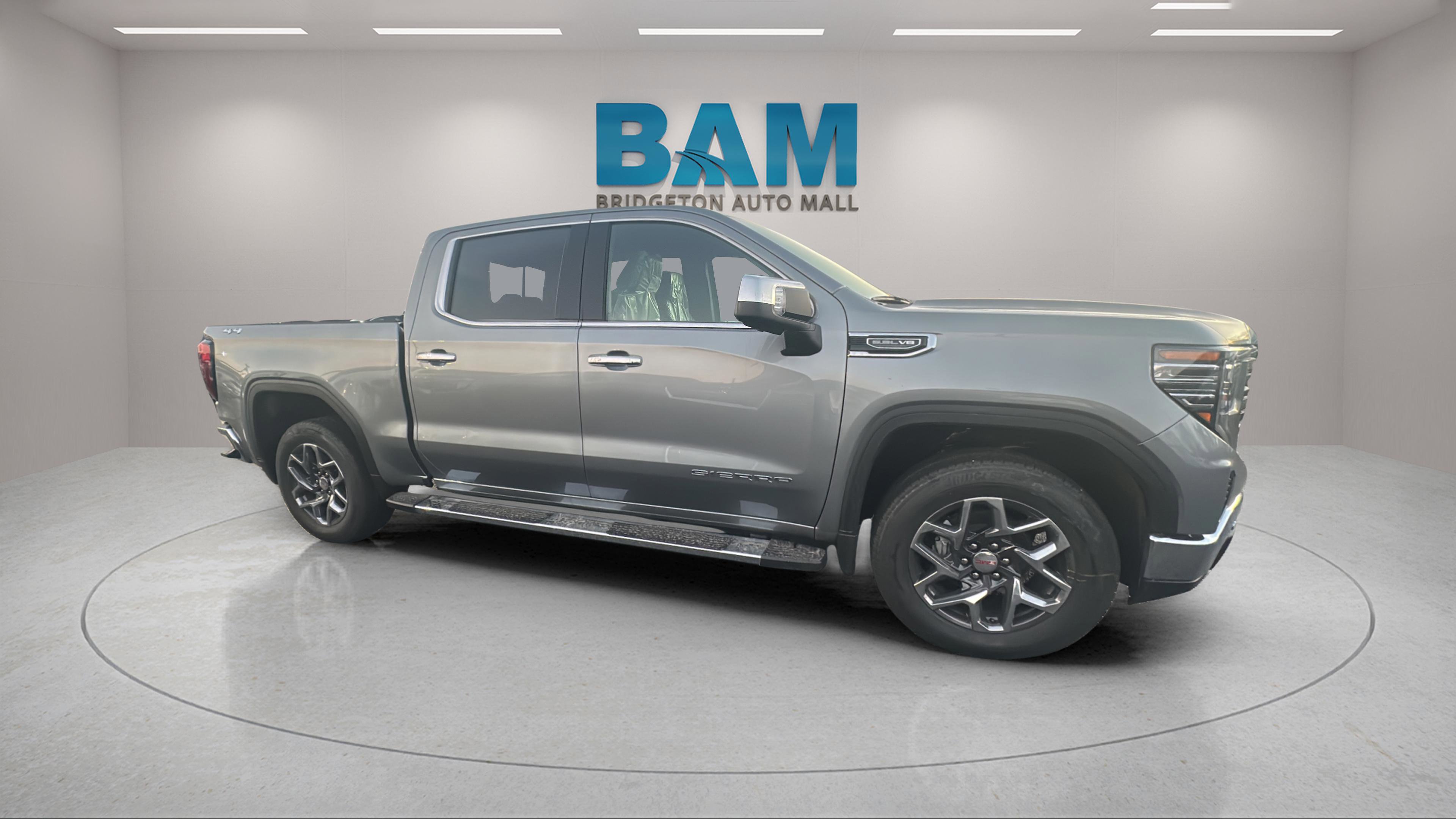 New 2026 GMC Sierra 1500 SLT w/ SLT Premium Package
