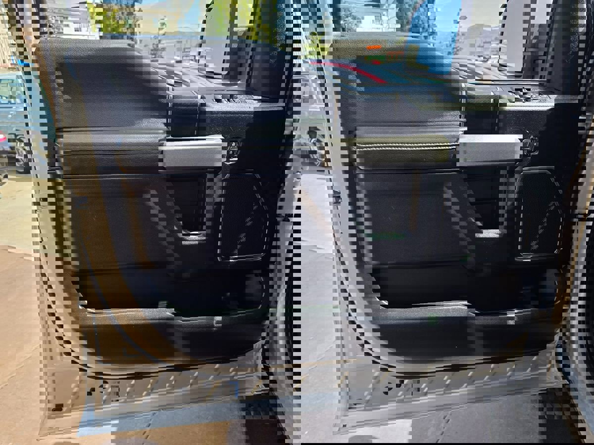 Used 2018 Ford F150 Raptor w/ Equipment Group 802A Luxury image 27