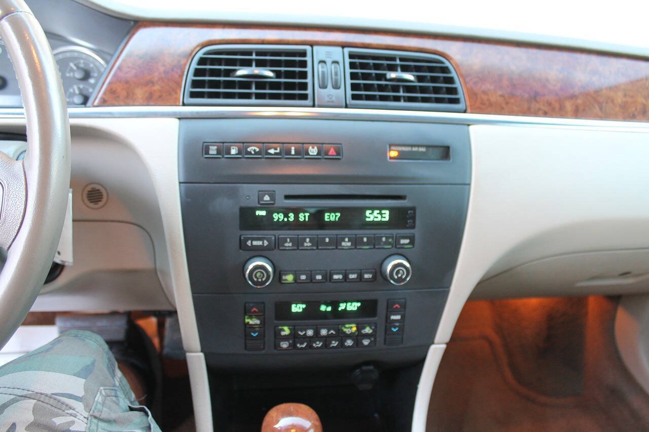 Used 2005 Buick LaCrosse CXL w/ Gold Convenience Package FWD image 38