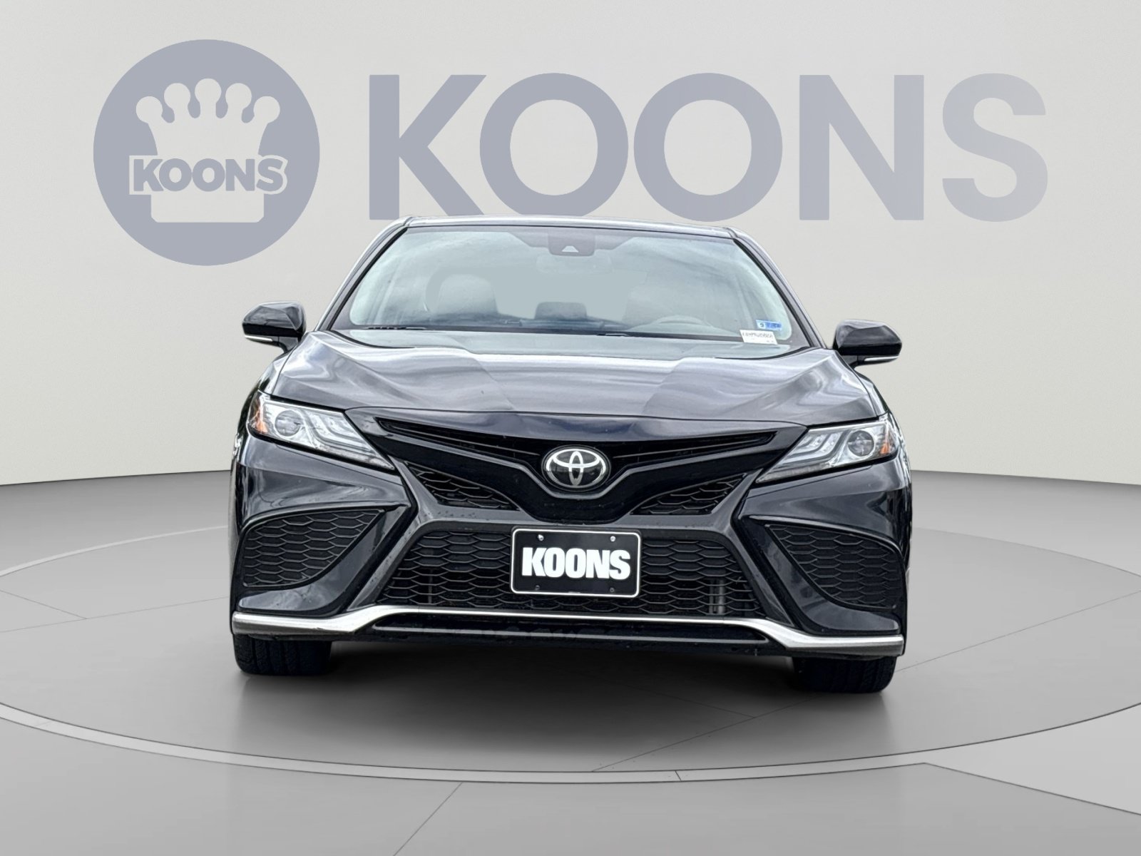 Used 2024 Toyota Camry XSE FWD image 11