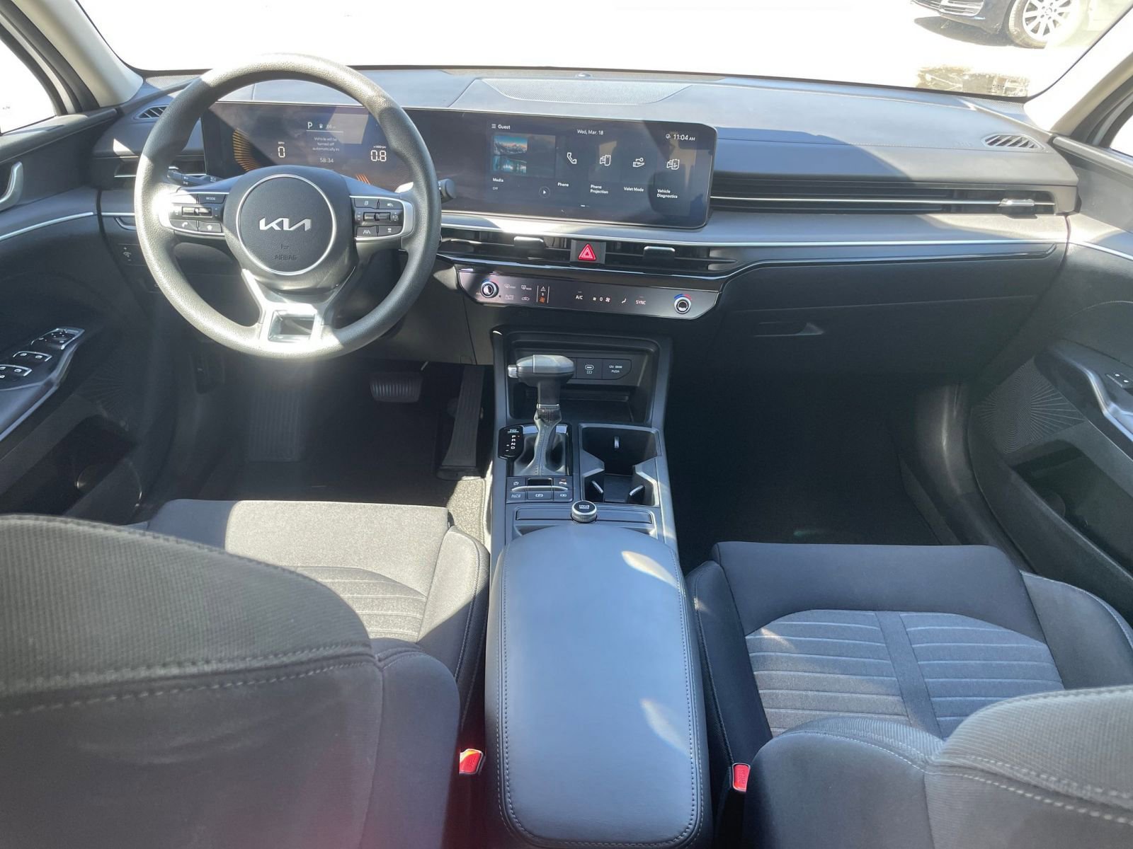 Used 2025 Kia K5 LXS image 40