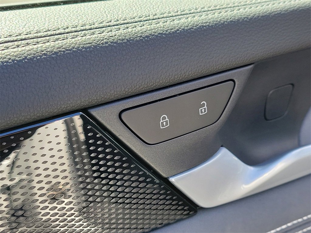 New 2026 Volkswagen Tiguan SE image 14