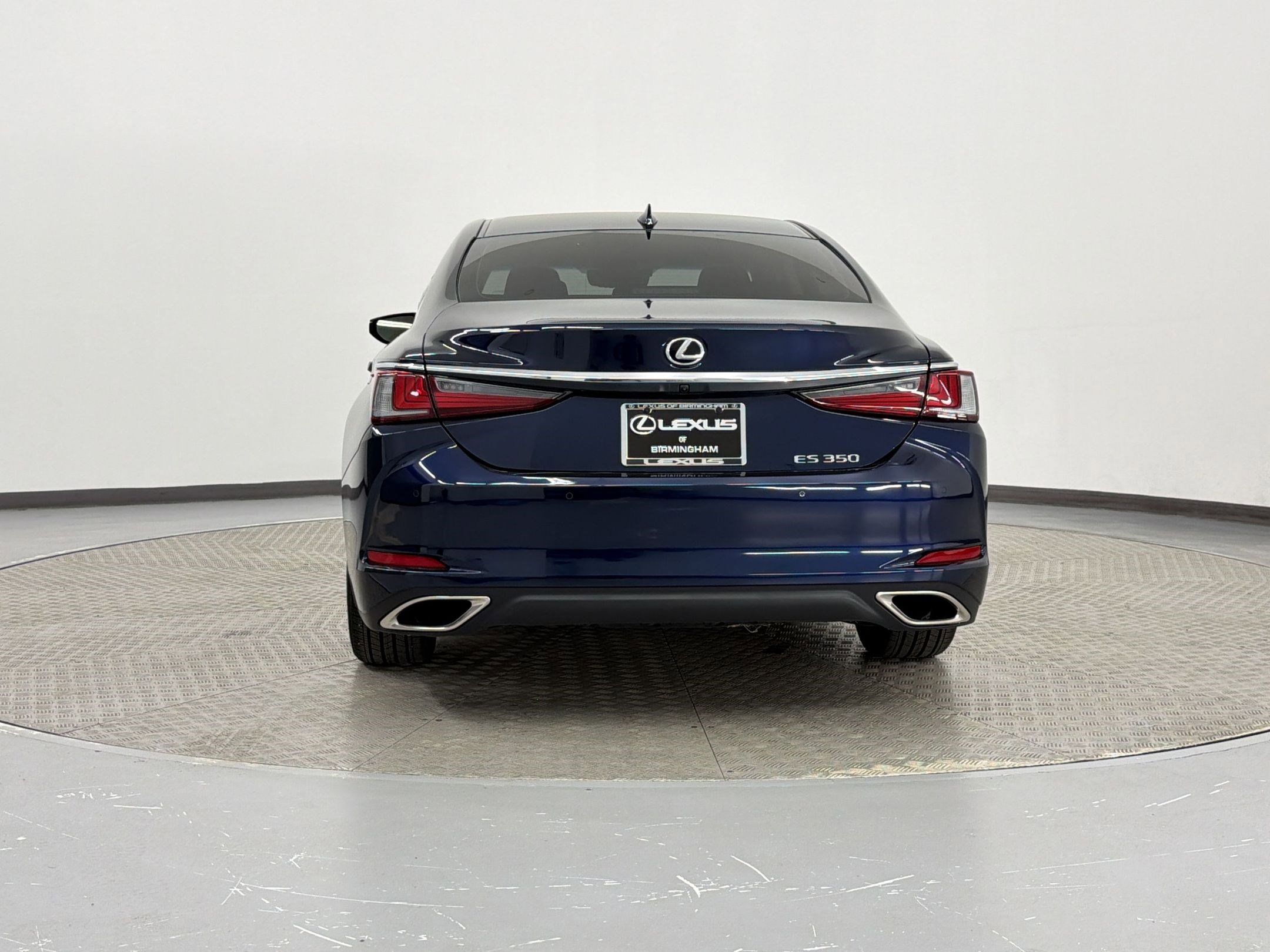 Certified 2024 Lexus ES 350 w/ Premium Package image 11