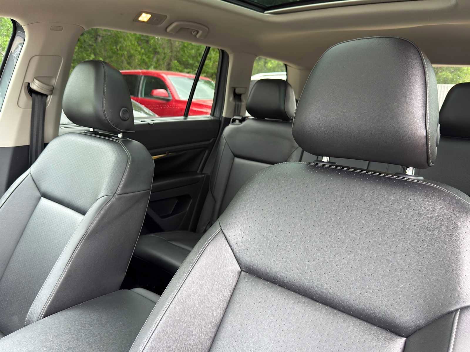 Used 2019 Volkswagen Atlas SEL FWD image 10