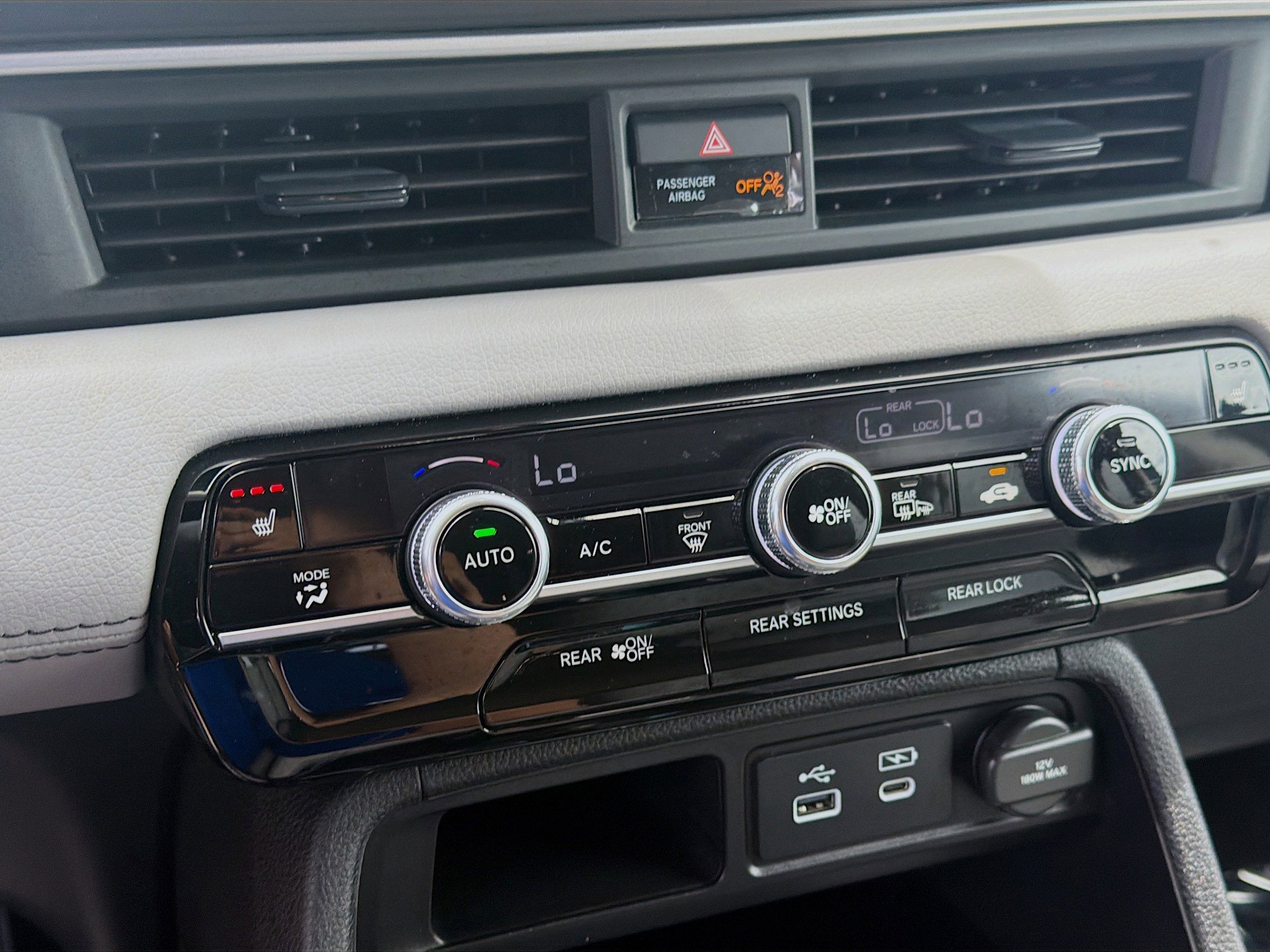 Certified 2023 Honda Pilot Touring image 15