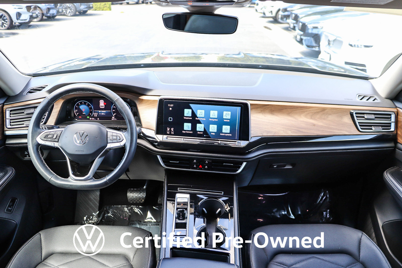 Certified 2024 Volkswagen Atlas SE FWD image 14