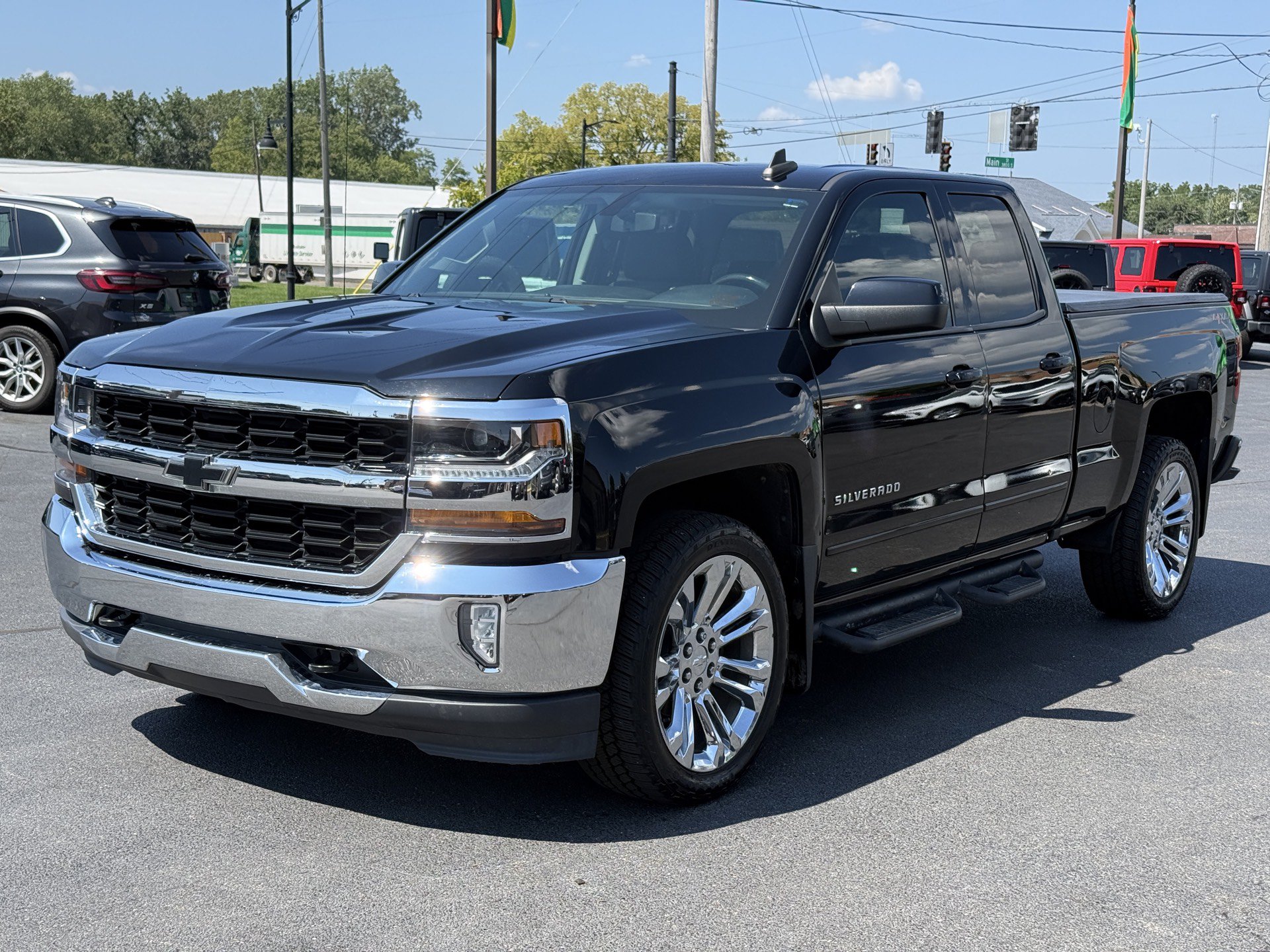 Used 2019 Chevrolet Silverado 1500 LT w/ All Star Edition AWD/4WD image 4