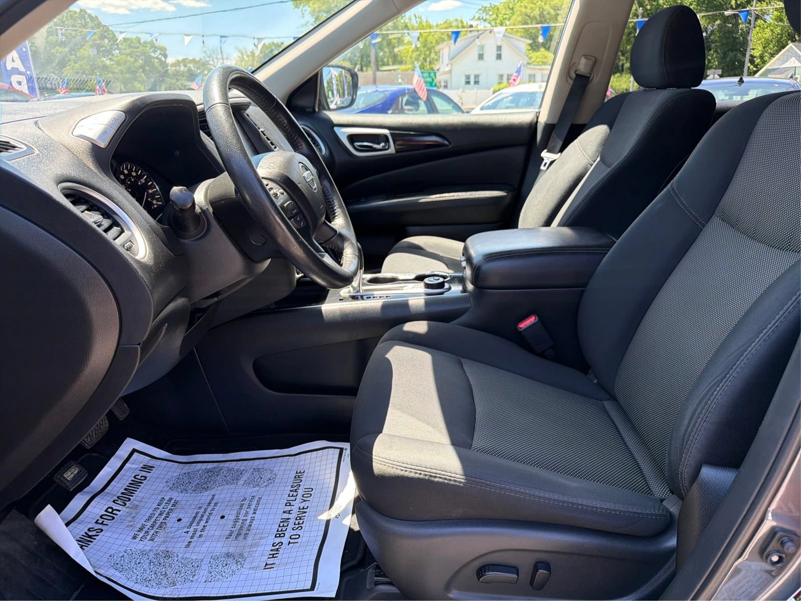 Used 2019 Nissan Pathfinder SV w/ SV Tech Package AWD/4WD image 9