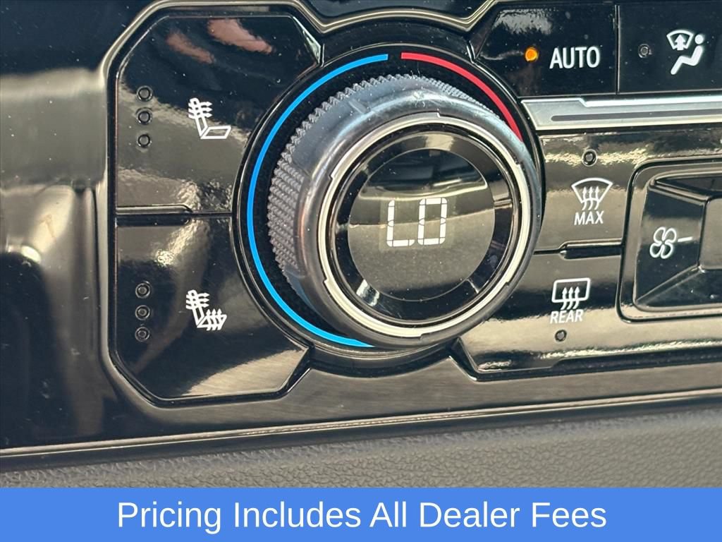 Used 2024 Chevrolet Silverado 1500 LT AWD/4WD image 15