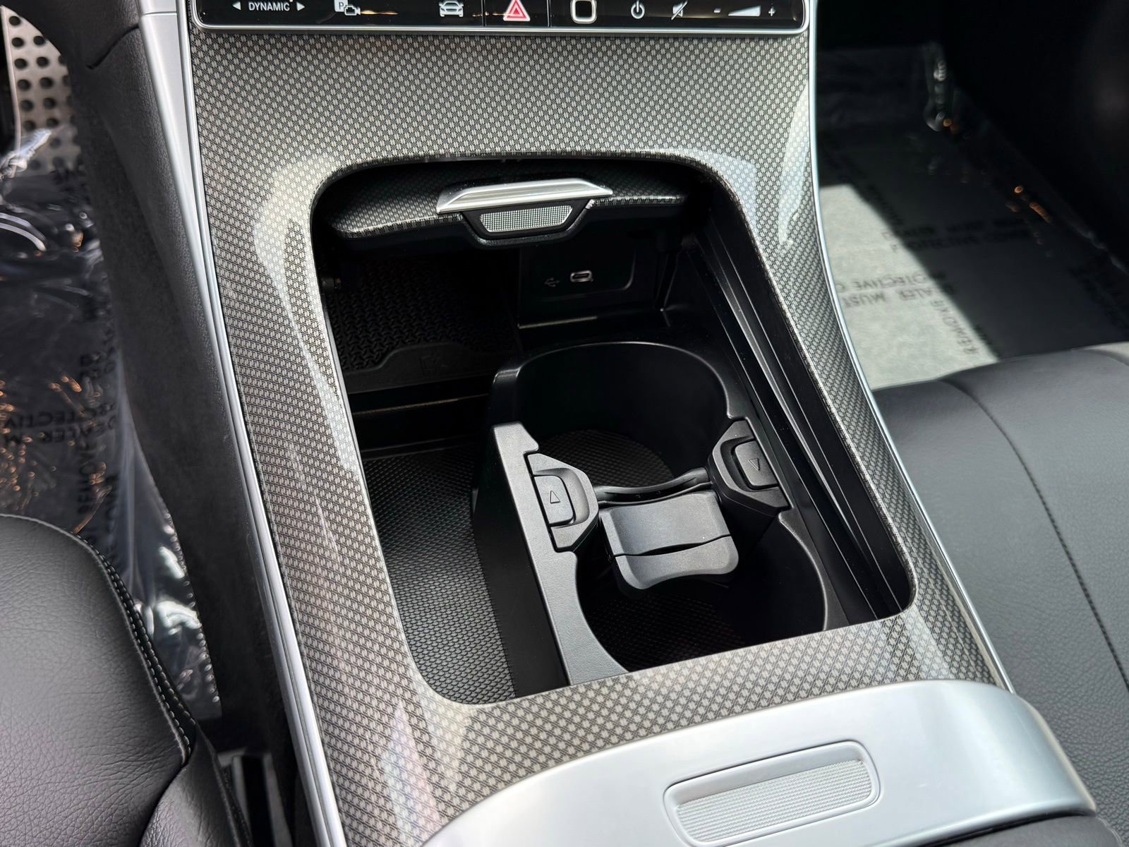 Used 2024 Mercedes-Benz CLE 300 4MATIC Coupe image 28