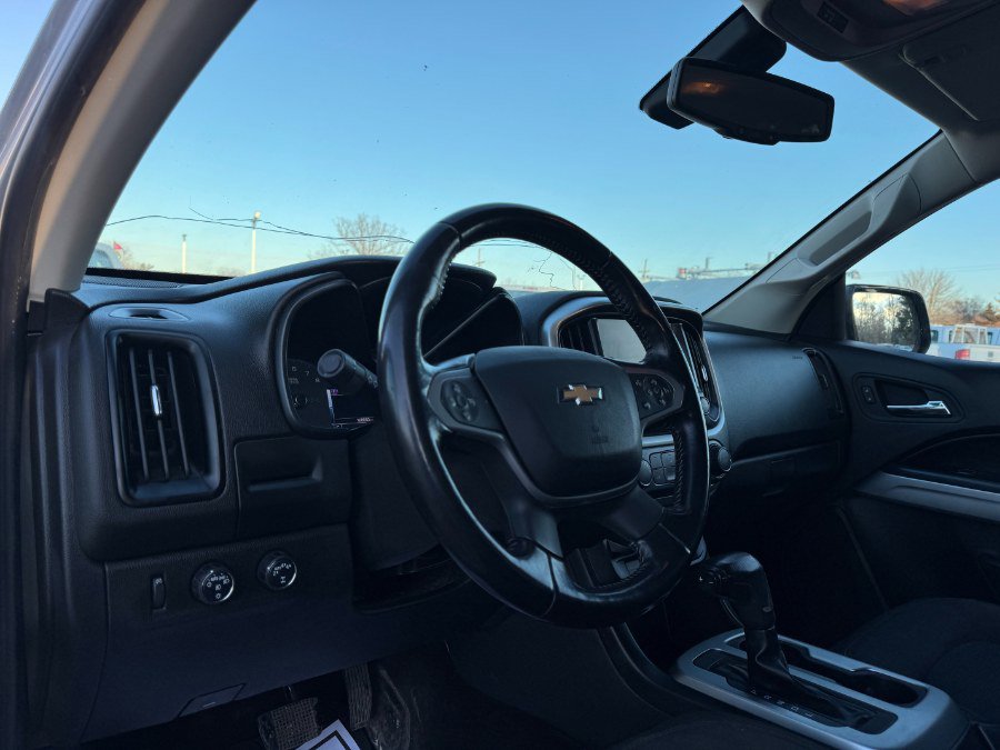 Used 2018 Chevrolet Colorado LT image 14