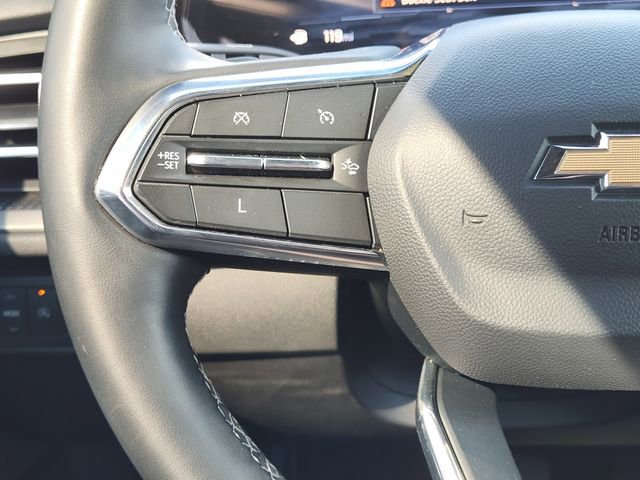 Used 2025 Chevrolet Traverse LT image 26