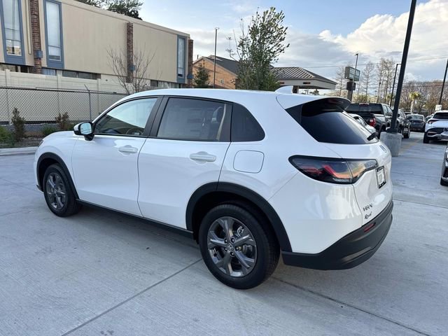 New 2026 Honda HR-V LX image 2
