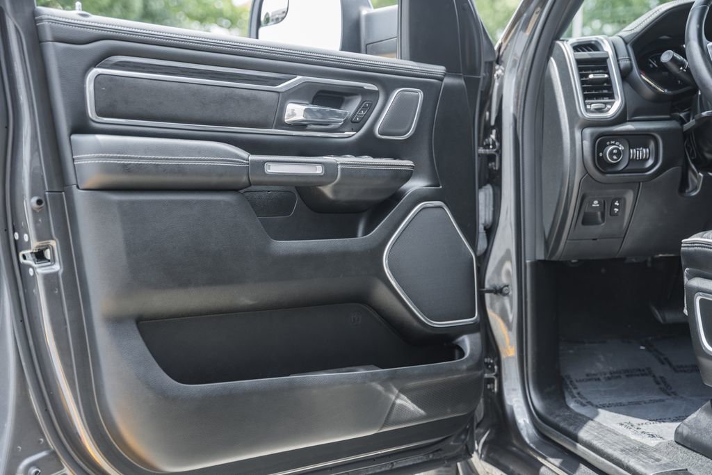 Used 2023 RAM 1500 Laramie AWD/4WD image 26