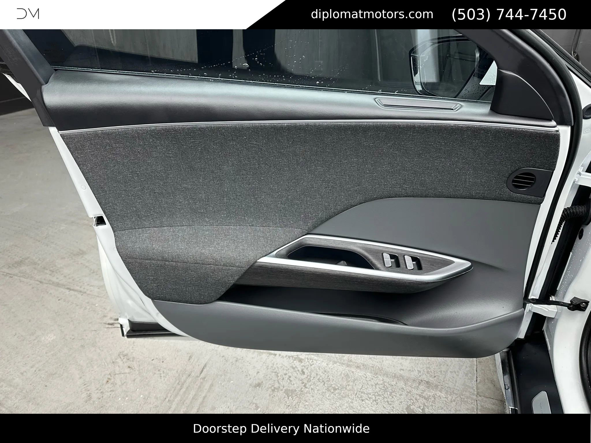 Used 2024 Lucid Air Touring image 29