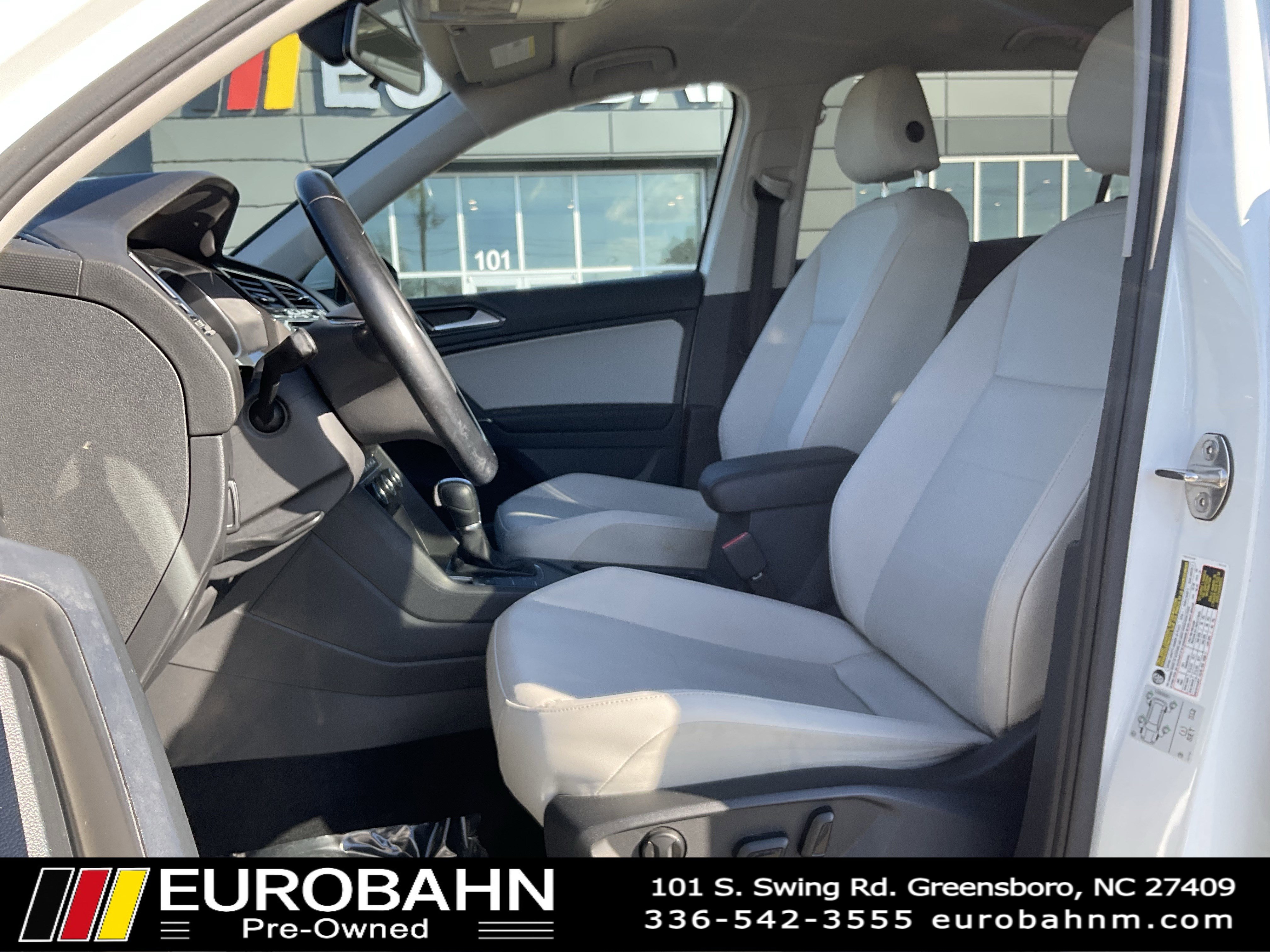 Used 2018 Volkswagen Tiguan SE image 8