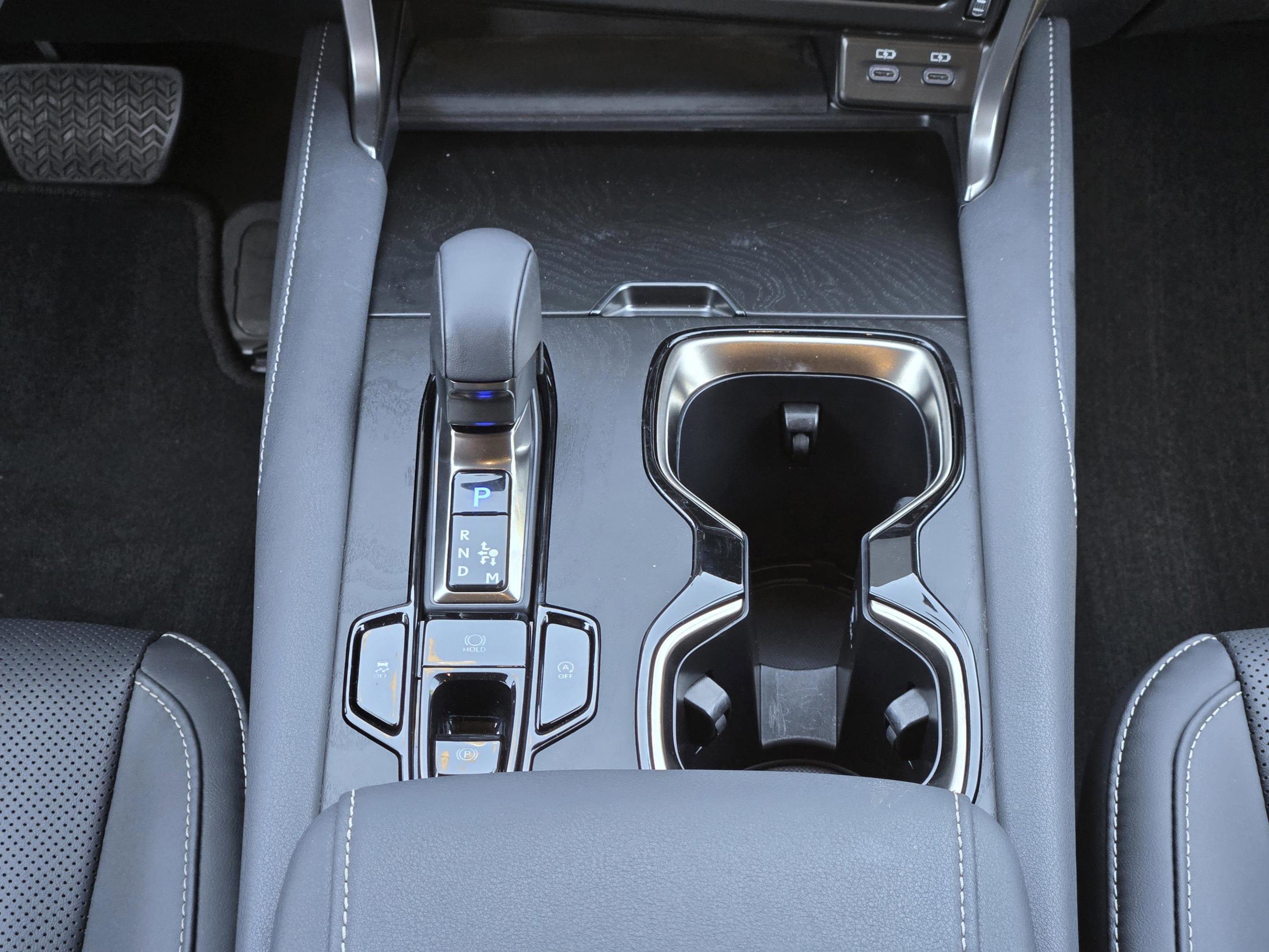 Used 2025 Lexus RX 350 Premium w/ Accessory Package (Z1) FWD image 17