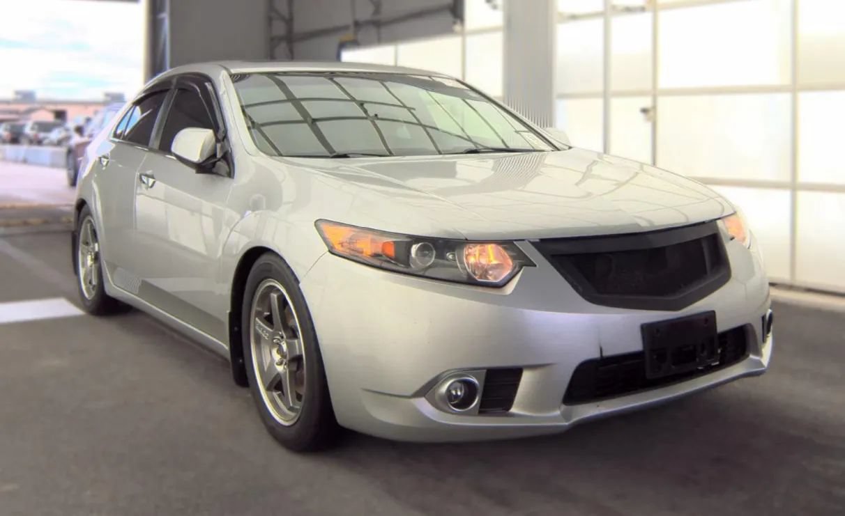 Used 2012 Acura TSX Sedan FWD image 2