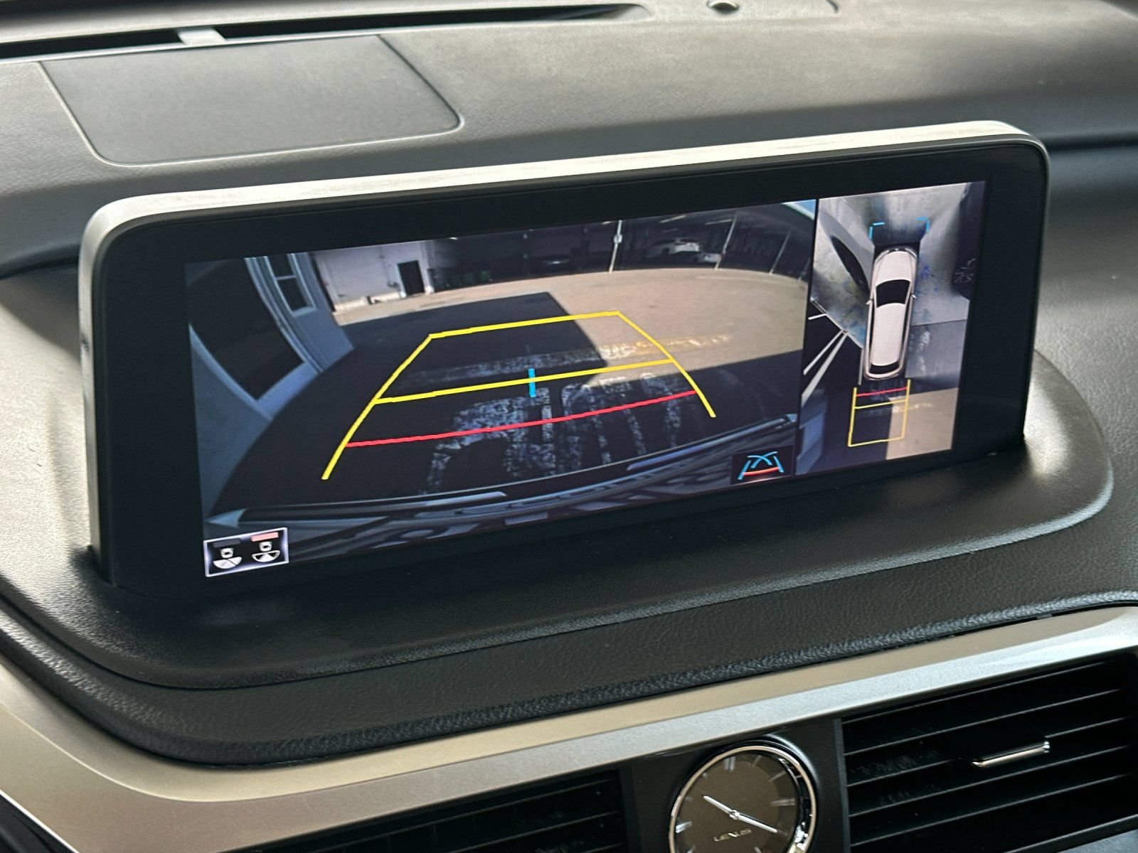 Used 2021 Lexus RX 350 FWD w/ Luxury Package image 19