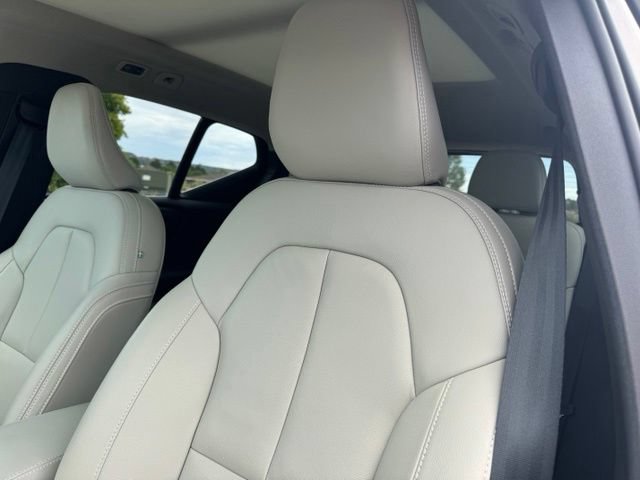 Used 2022 Volvo XC40 T5 Inscription w/ Advanced Package AWD/4WD image 14