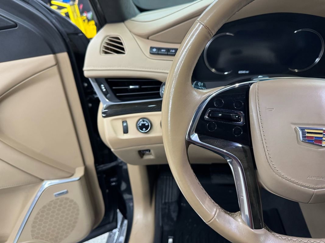 Used 2019 Cadillac Escalade ESV Platinum image 27