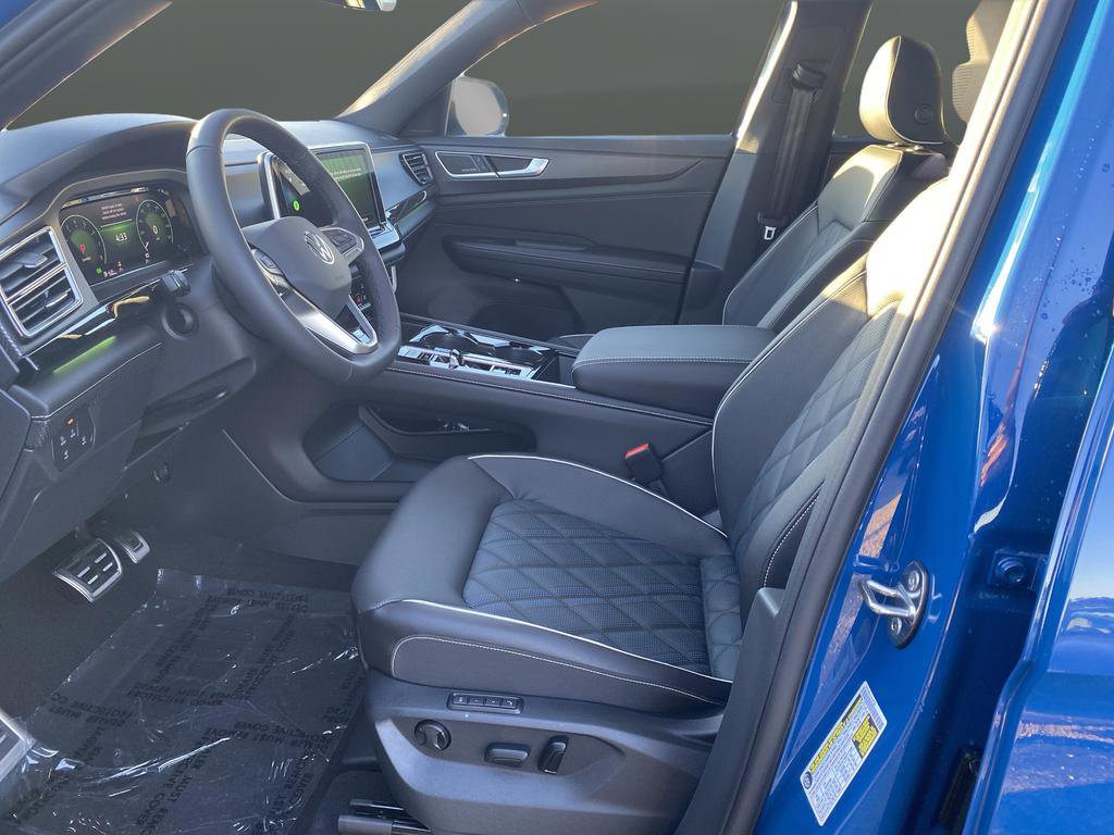 New 2026 Volkswagen Atlas Cross Sport SEL Premium R-Line image 4