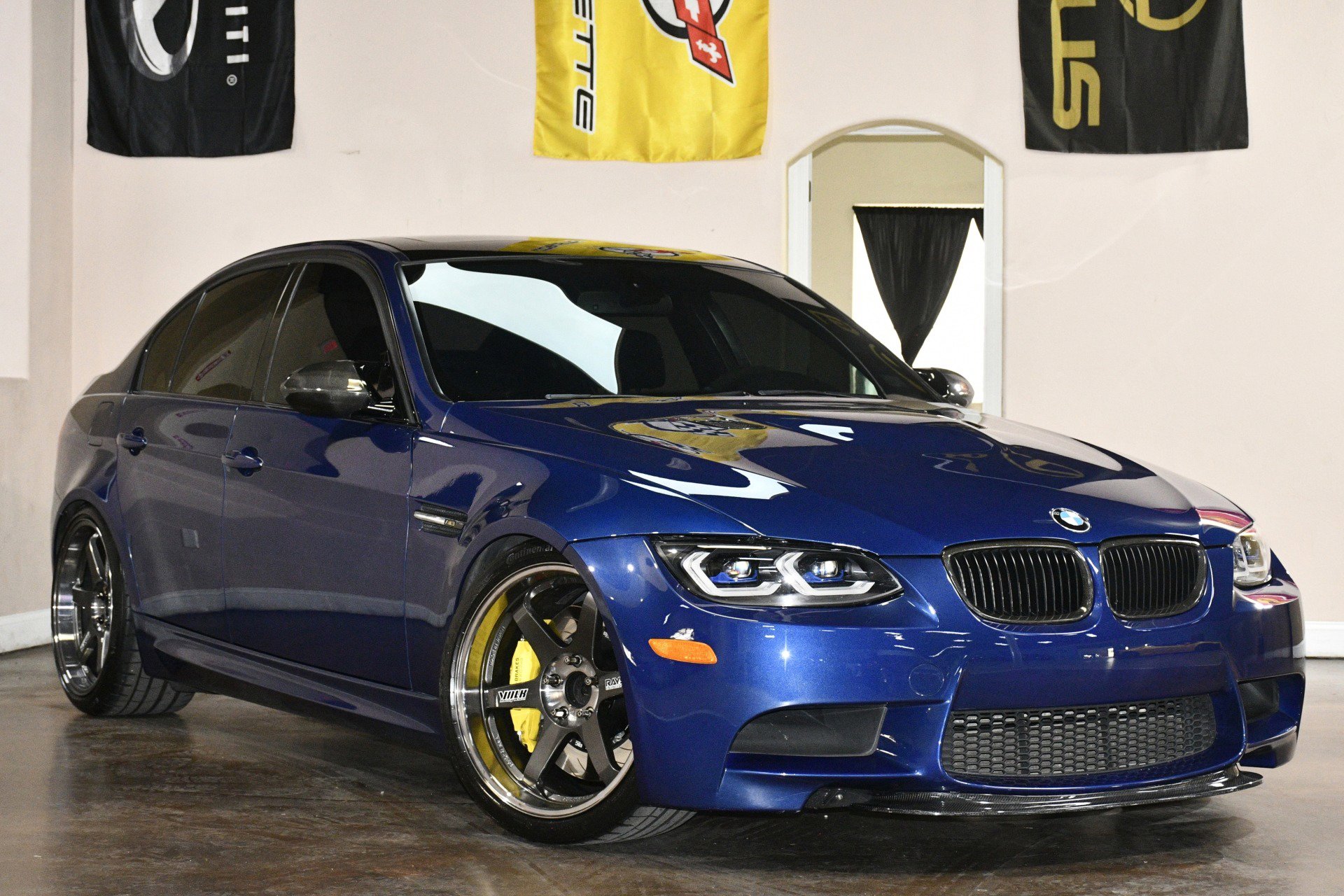 Used 2011 BMW M3 Sedan RWD image 3