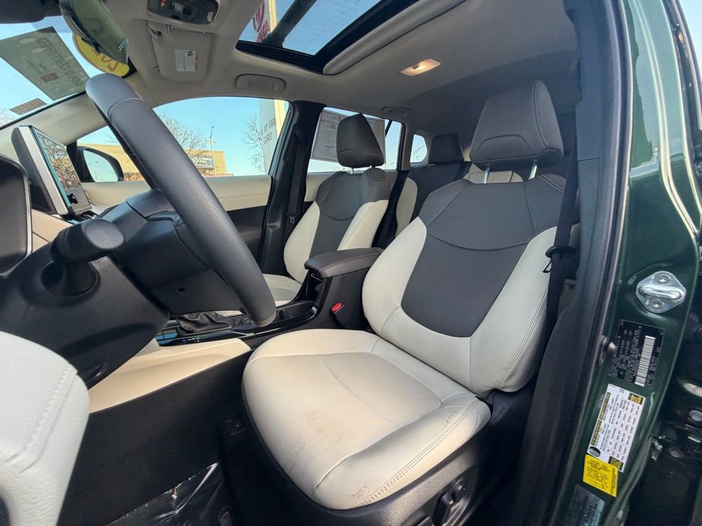 Certified 2024 Toyota Corolla Cross XLE w/ Convenience Package image 20