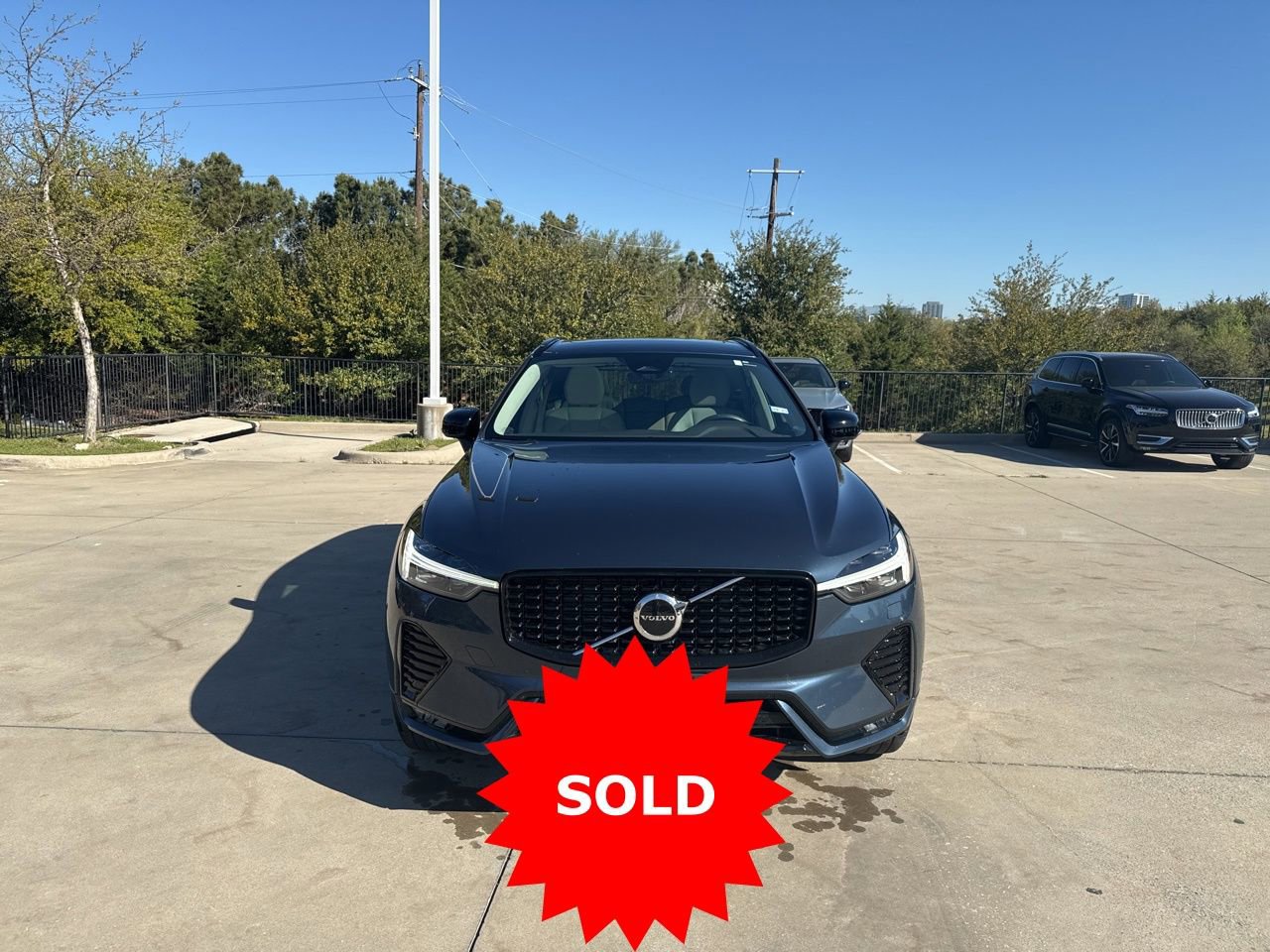 Certified 2024 Volvo XC60 B5 Core w/ Protection Package Premier image 2