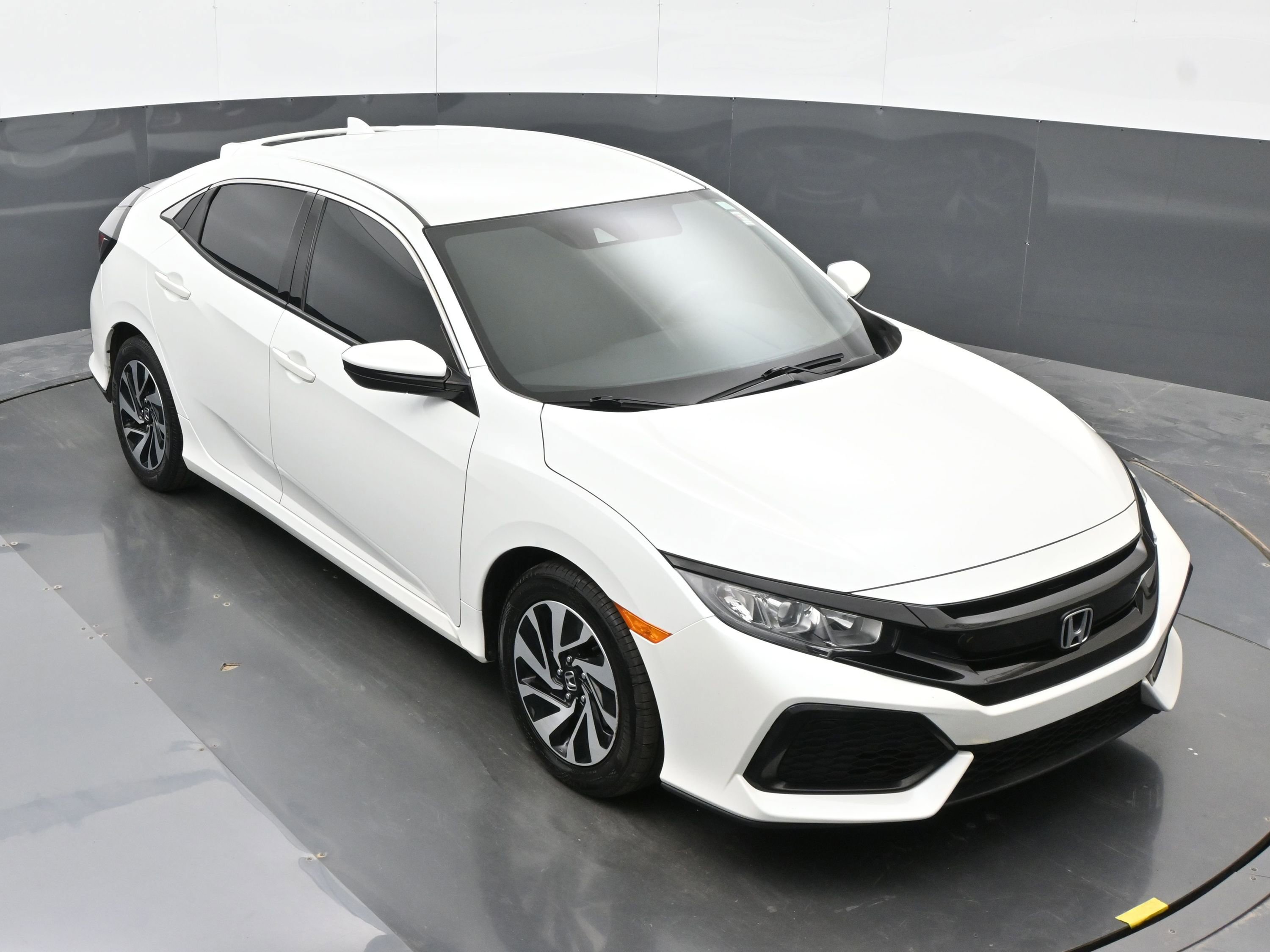 Used 2019 Honda Civic LX image 32