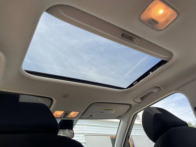 Used 2020 Hyundai Venue SEL w/ Convenience Package image 17