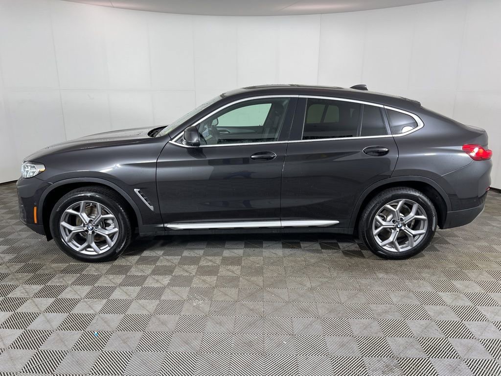 Used 2025 BMW X4 xDrive30i w/ Premium Package image 8