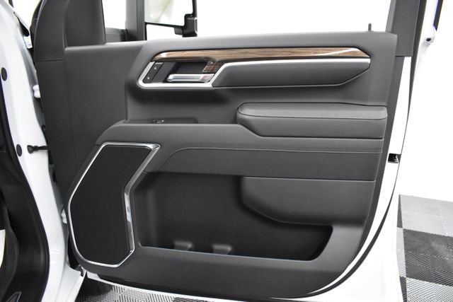 New 2025 Chevrolet Silverado 2500 LT w/ Safety Package image 26