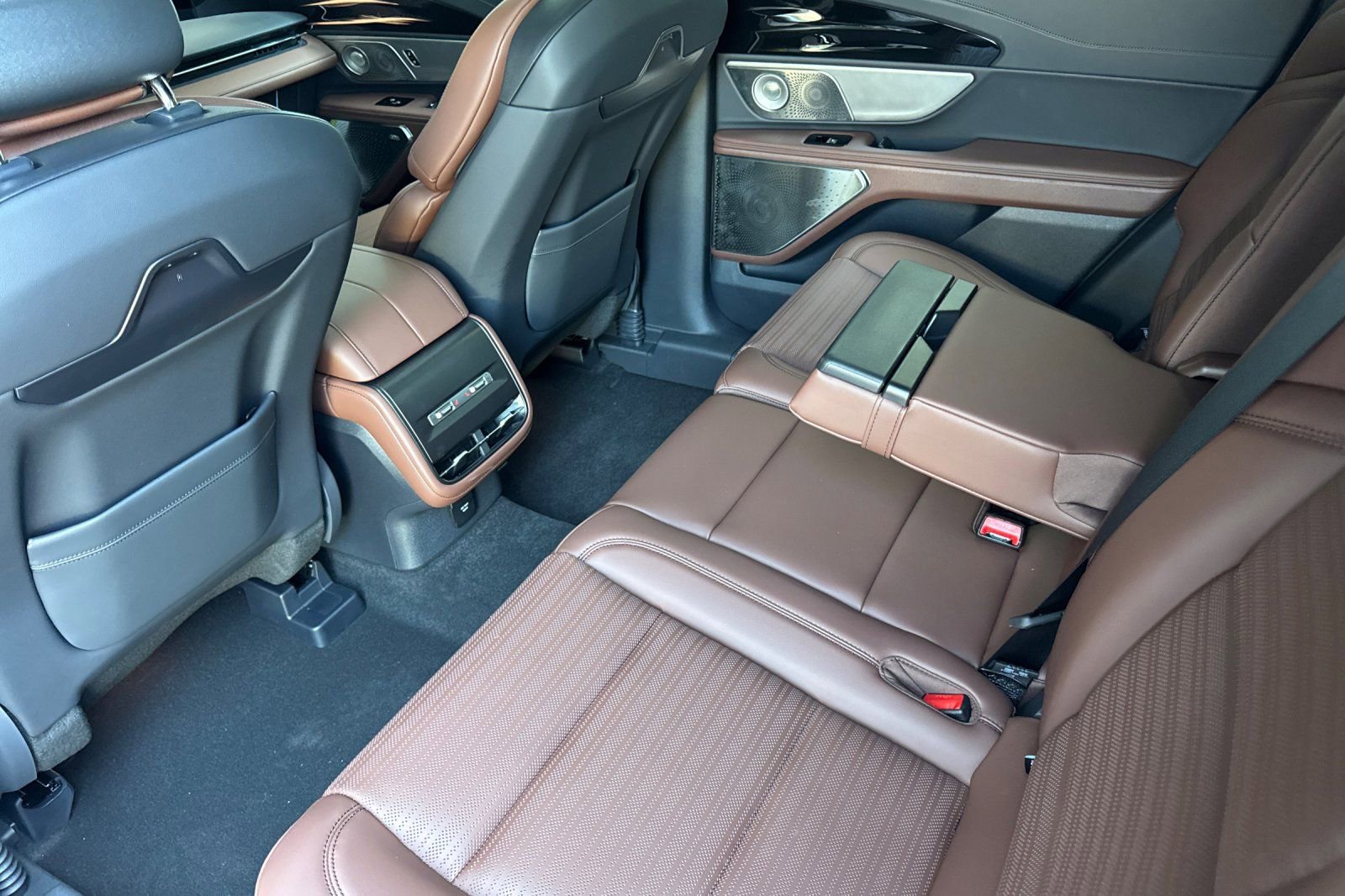 New 2026 Lincoln Nautilus Reserve image 10