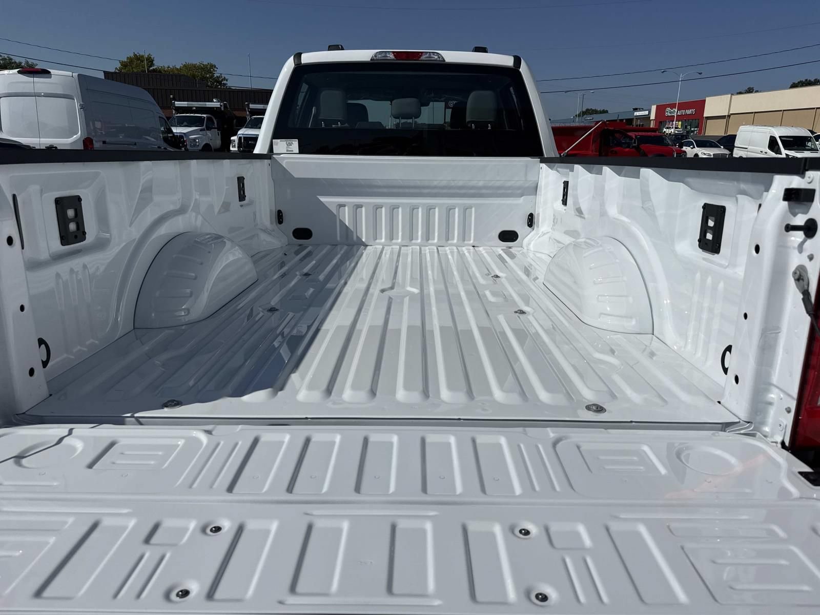 New 2026 Ford F350 XL w/ FX4 Off-Road Package AWD/4WD image 12