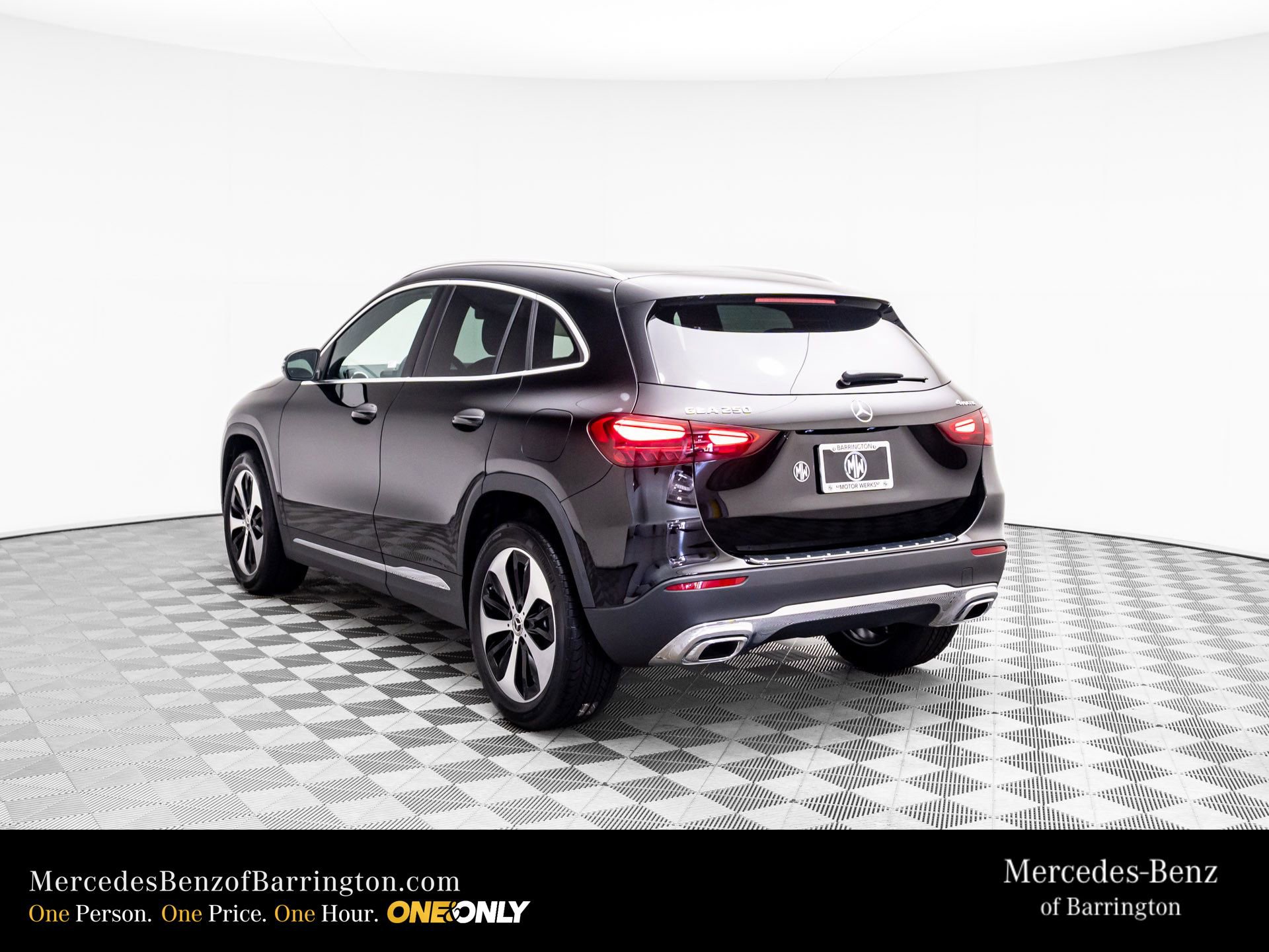 New 2026 Mercedes-Benz GLA 250 4MATIC video 3