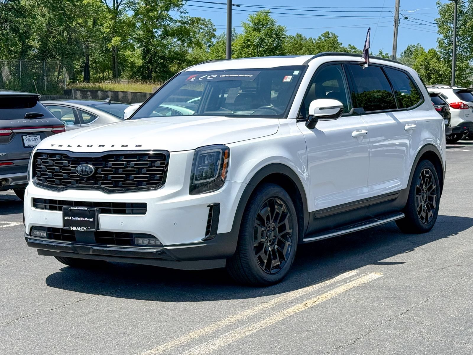 Used 2021 Kia Telluride SX w/ SX Prestige Package AWD/4WD image 3