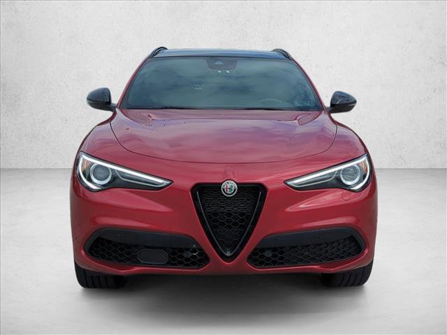 Used 2023 Alfa Romeo Stelvio Veloce AWD/4WD image 2