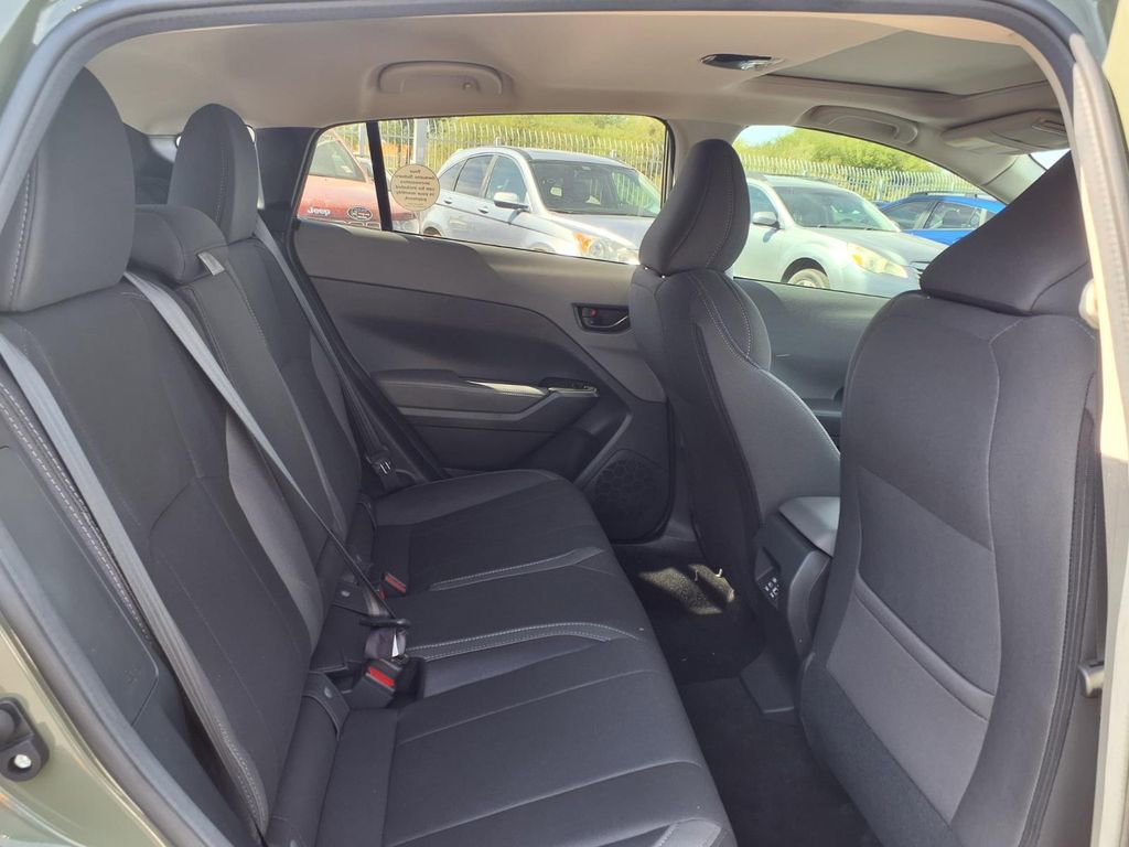 Used 2026 Subaru Crosstrek 2.0i Premium AWD/4WD image 16