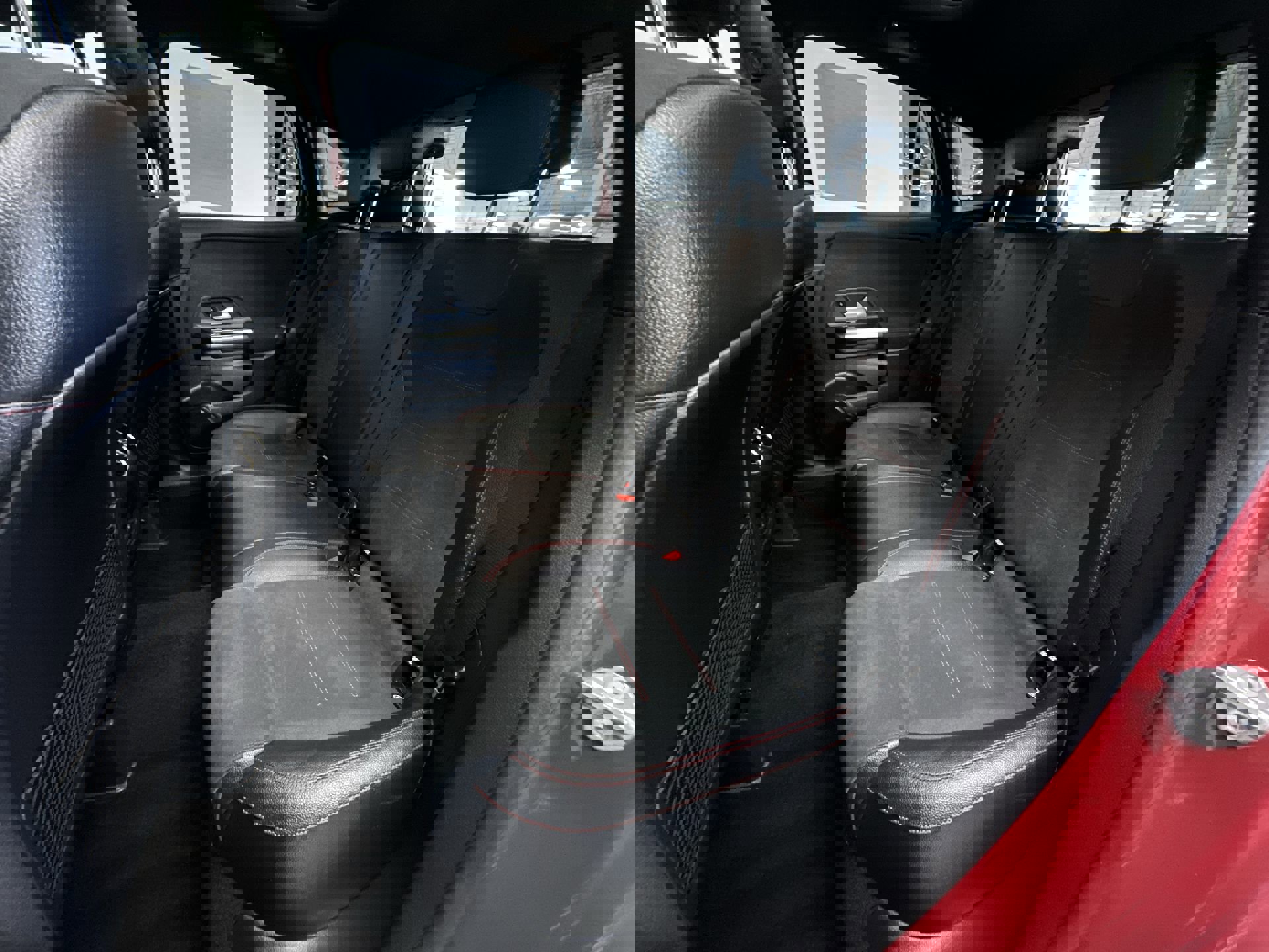 Used 2021 Mercedes-Benz GLA 250 4MATIC image 24