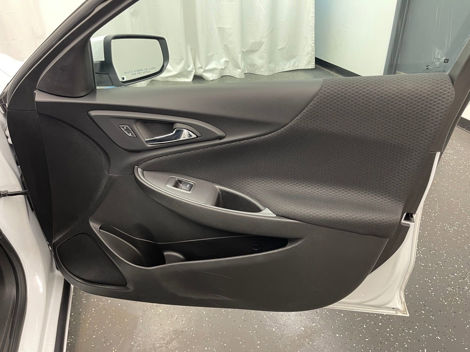 Used 2023 Chevrolet Malibu LT image 7