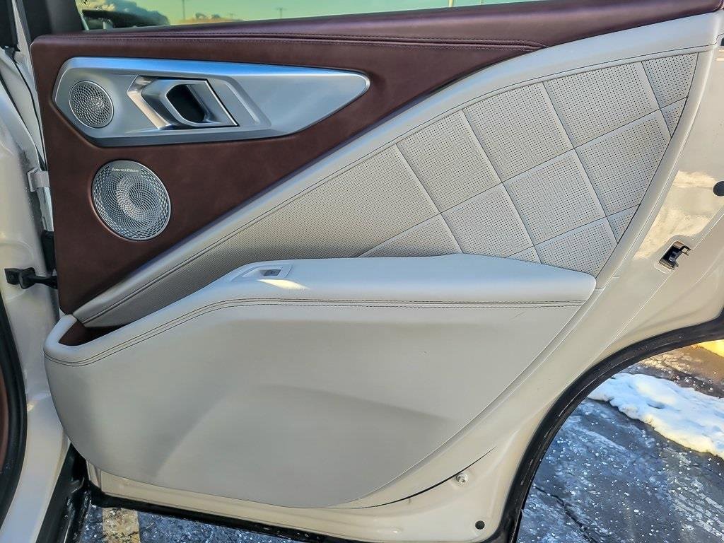 Used 2023 BMW XM image 21