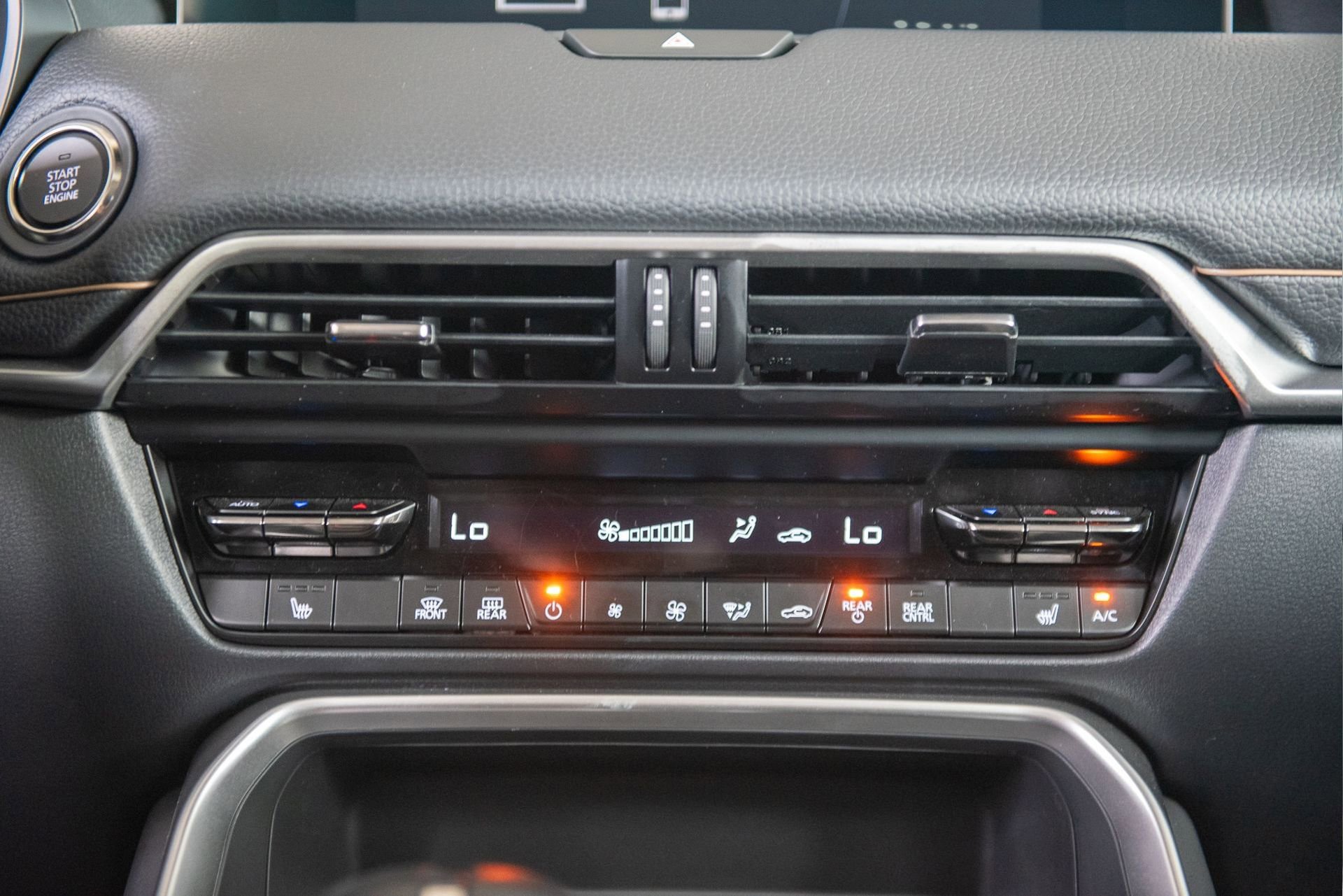 Used 2025 MAZDA CX-90 3.3 Turbo w/ Preferred Package image 22