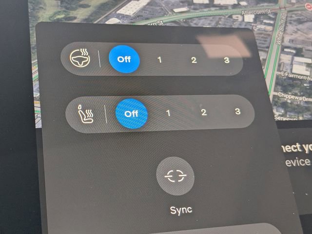 Certified 2025 Volvo XC90 T8 Plus w/ Protection Package Premier image 31