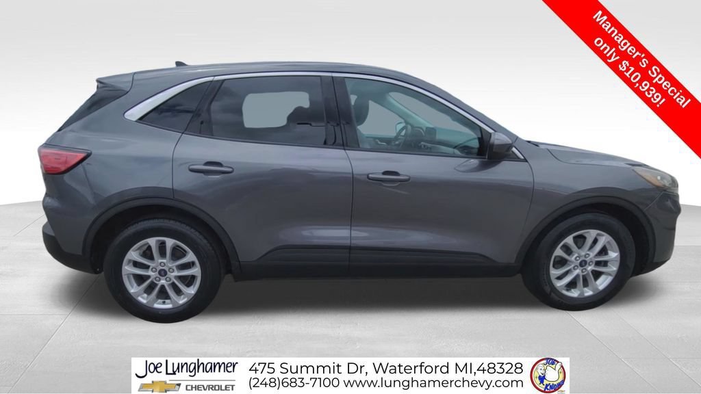 Used 2021 Ford Escape SE w/ Cold Weather Package FWD image 9