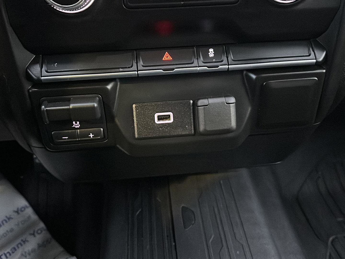 Used 2019 GMC Sierra 1500 4WD CREW CAB 147 image 27