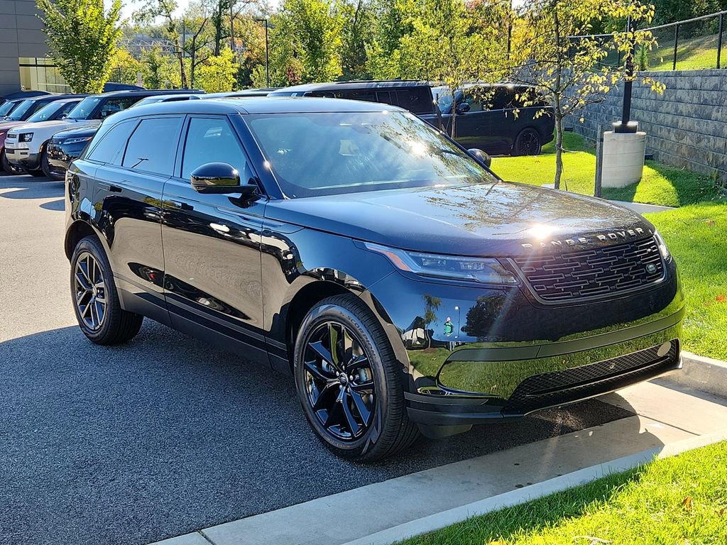 Used 2026 Land Rover Range Rover Velar S AWD/4WD image 10