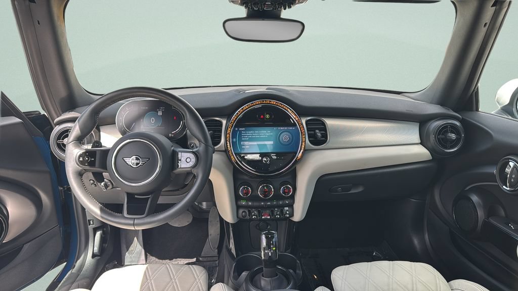 Used 2024 MINI Cooper S w/ Signature Upholstery Package FWD image 21